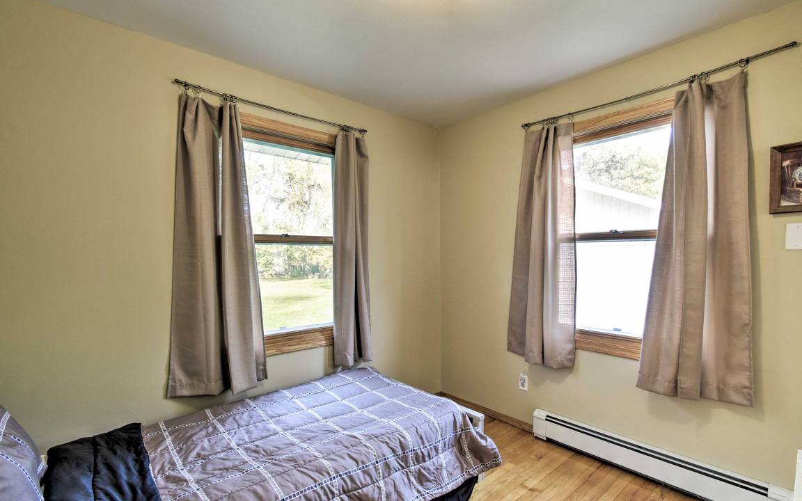 Photo of Bedroom in Neenah
