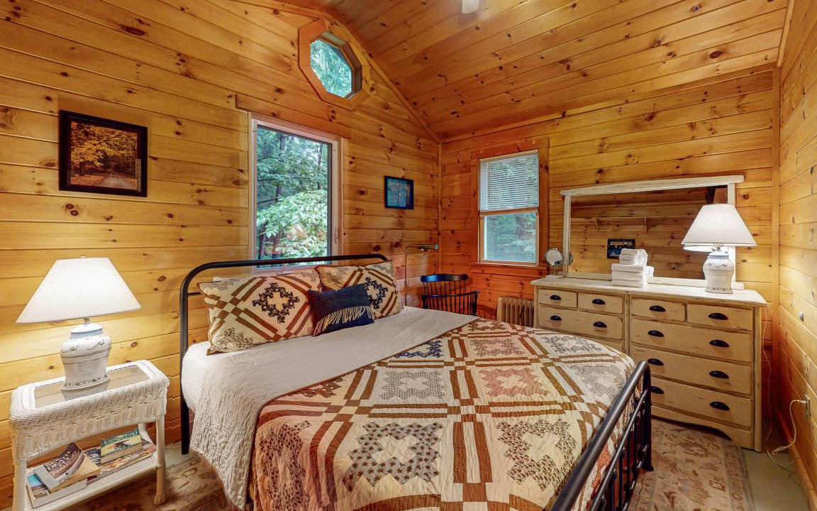 Photo of Bedroom in Hubbardton
