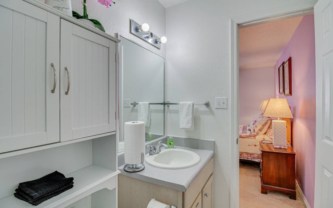 Photo of Bathroom in Princess Jeanne