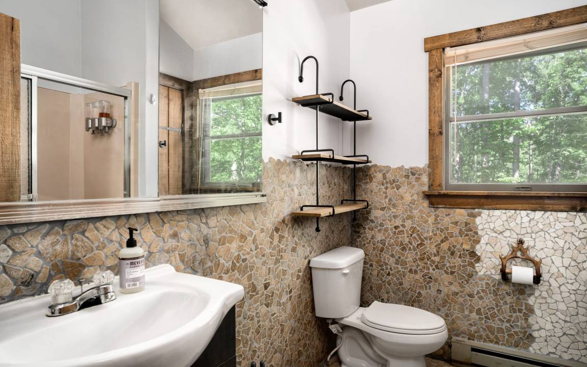 Photo of Bathroom in Great Cacapon