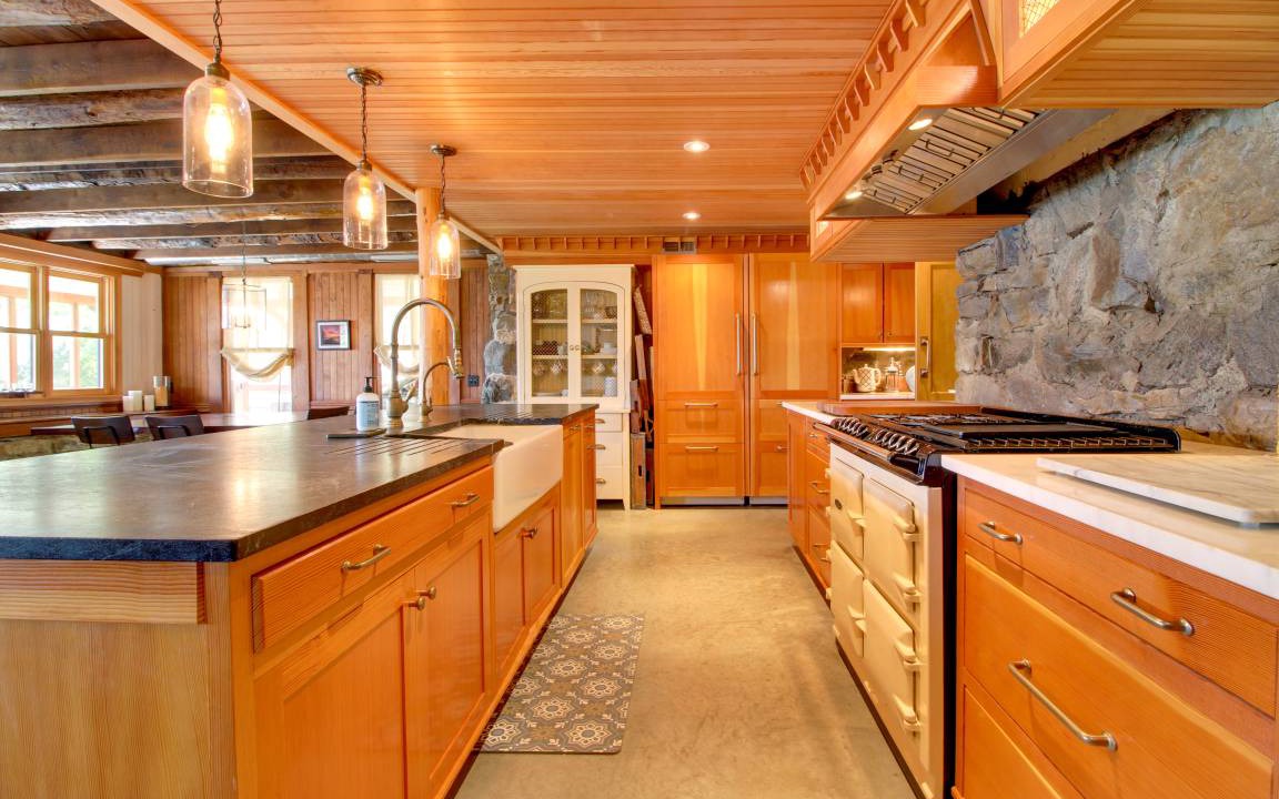 Photo of Kitchen in Silver Bay