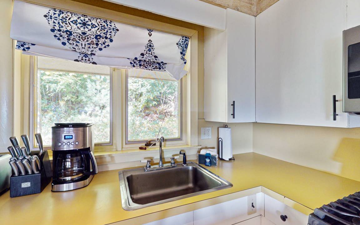 Photo of Kitchen in Jamaica