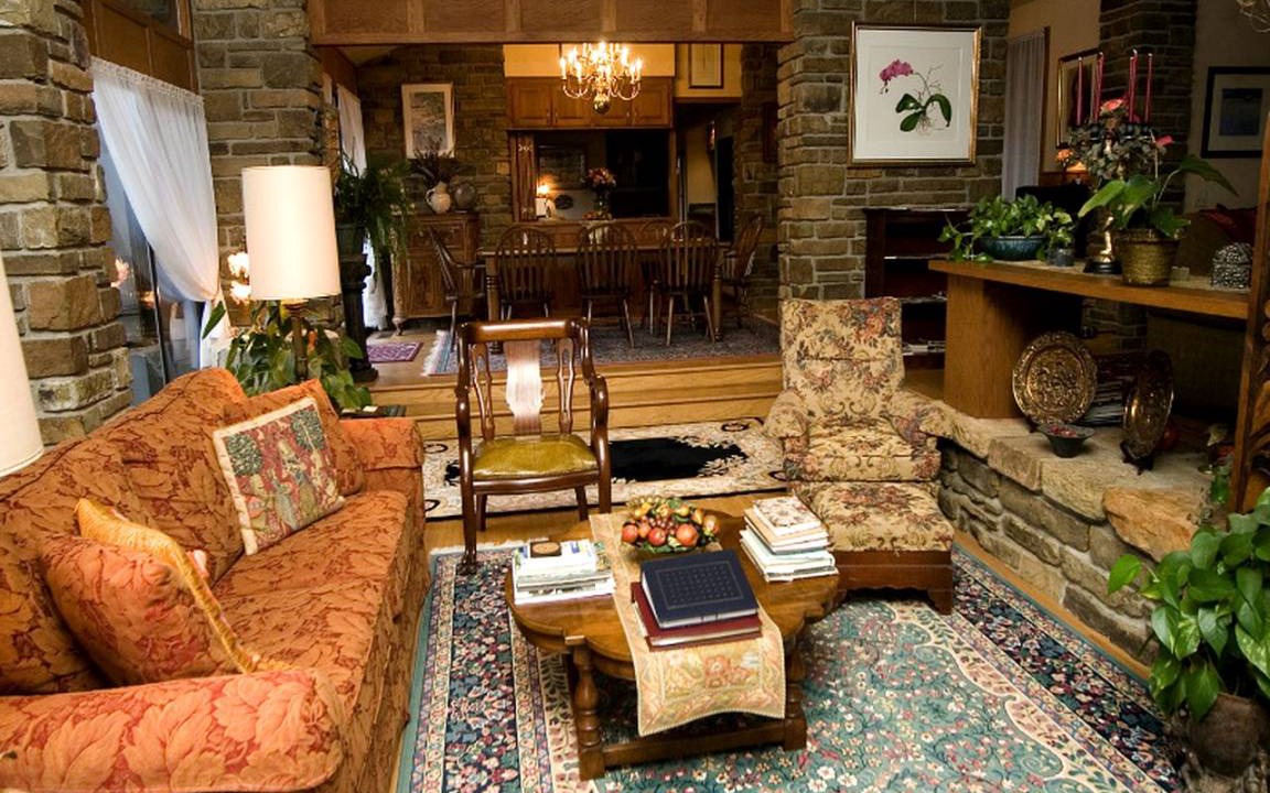 Photo of Livingroom in Compton