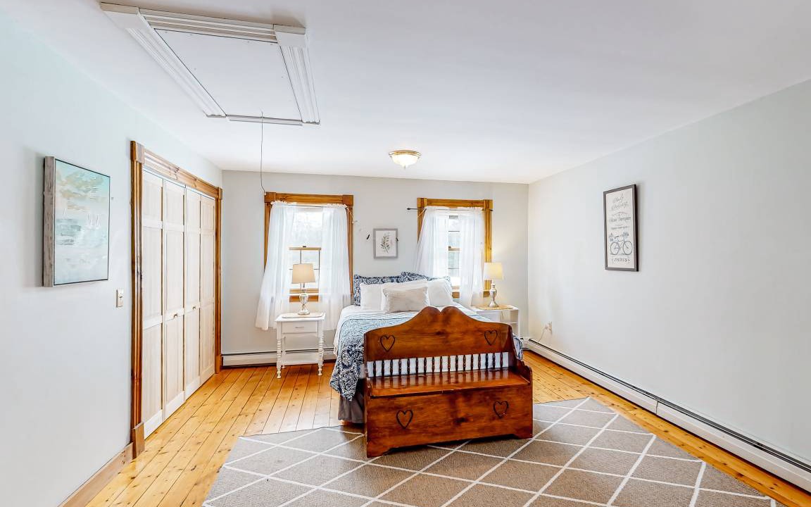 Photo of Bedroom in Jeffersonville