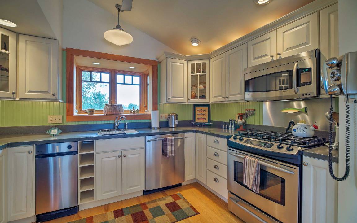 Photo of Kitchen in North Hero