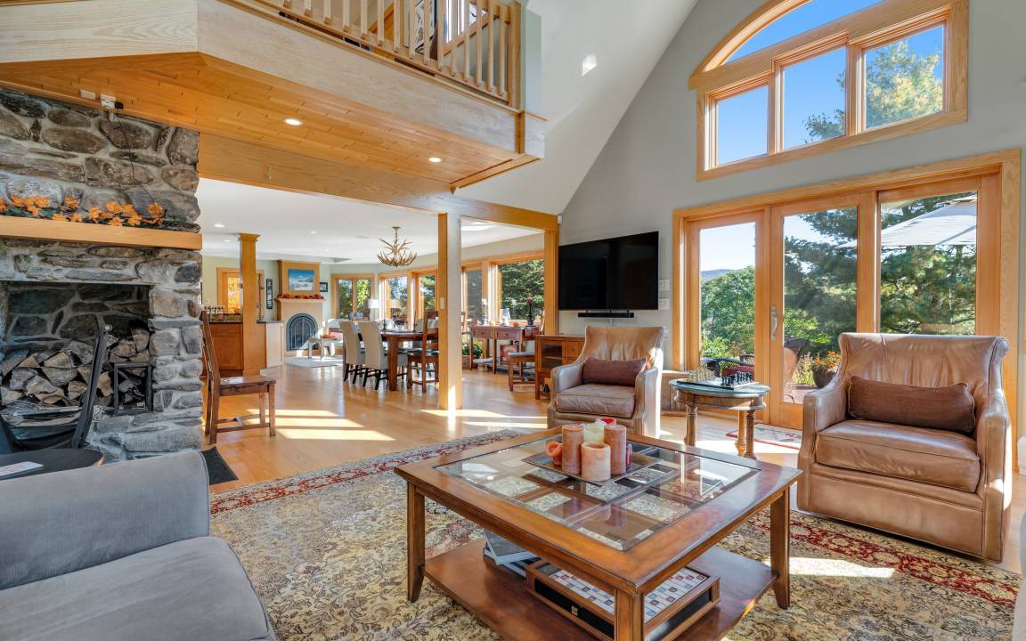 Photo of Livingroom in Stowe Hollow