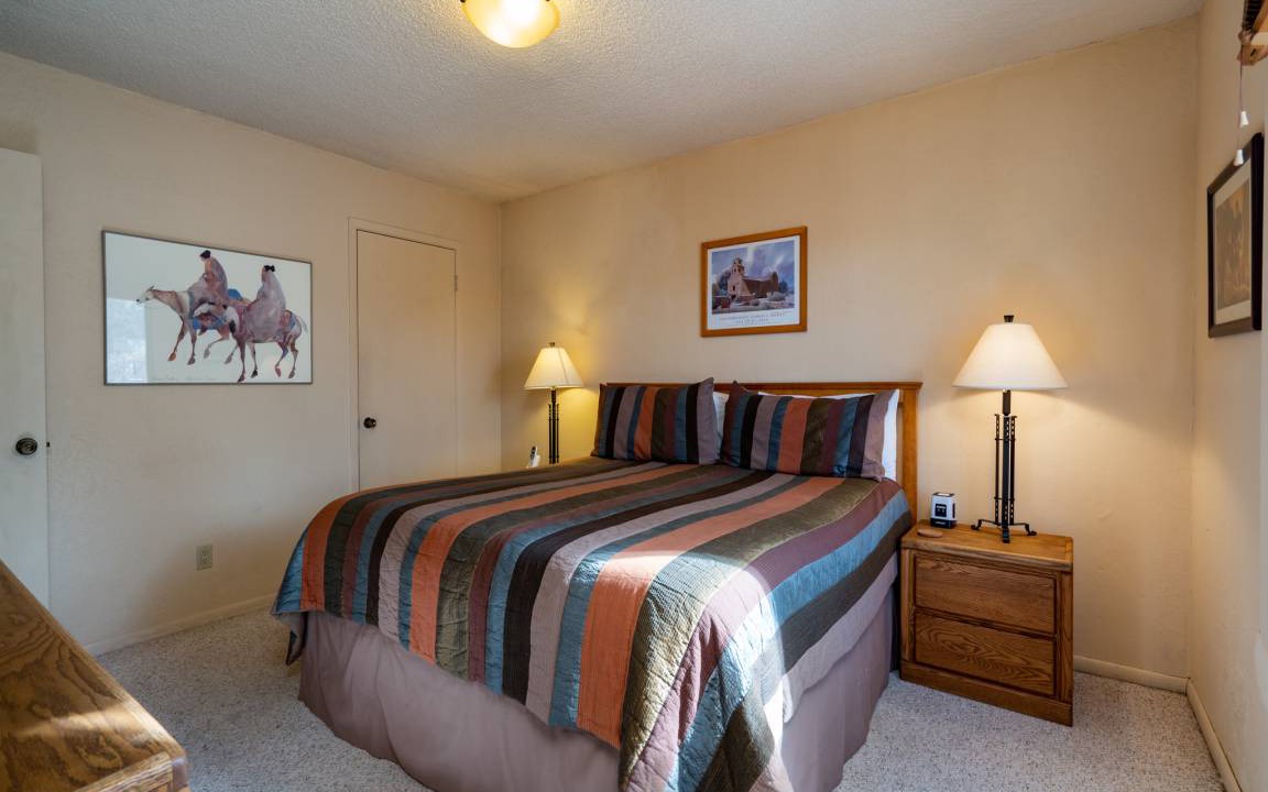 Photo of Bedroom in Northeast Santa Fe