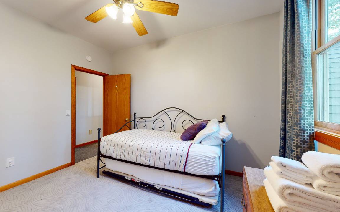 Photo of Bedroom in Malletts Bay