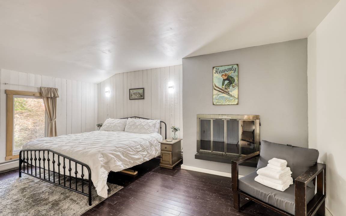 Photo of Bedroom in North Troy