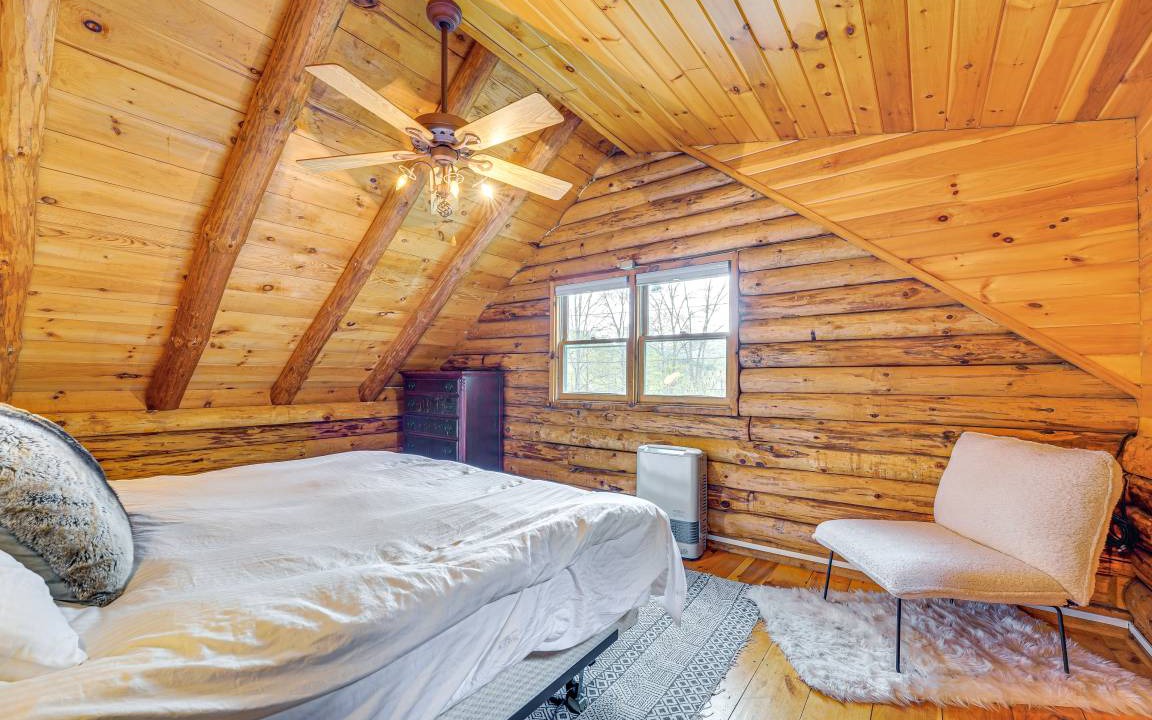 Photo of Bedroom in Bridgewater Corners