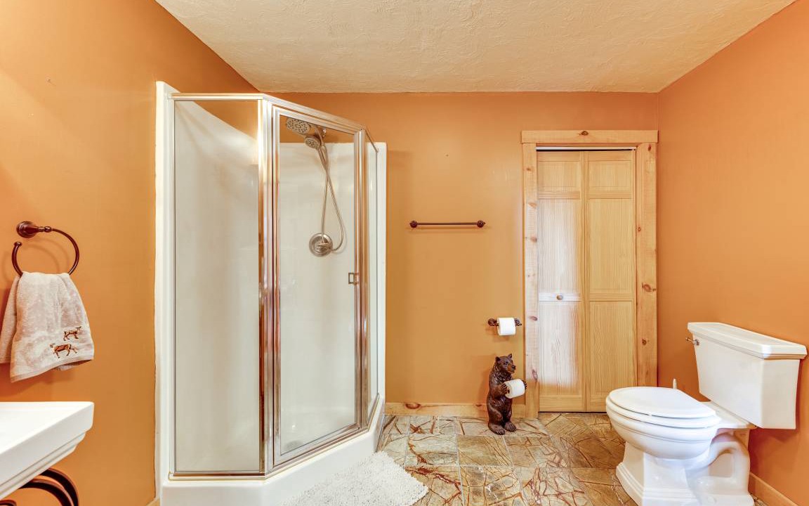Photo of Bathroom in Thornton
