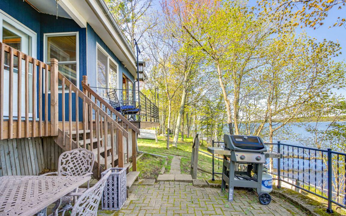 Photo of Patio Balcony in Aitkin