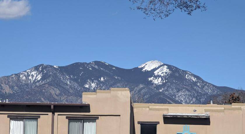 Photo of Others in Taos