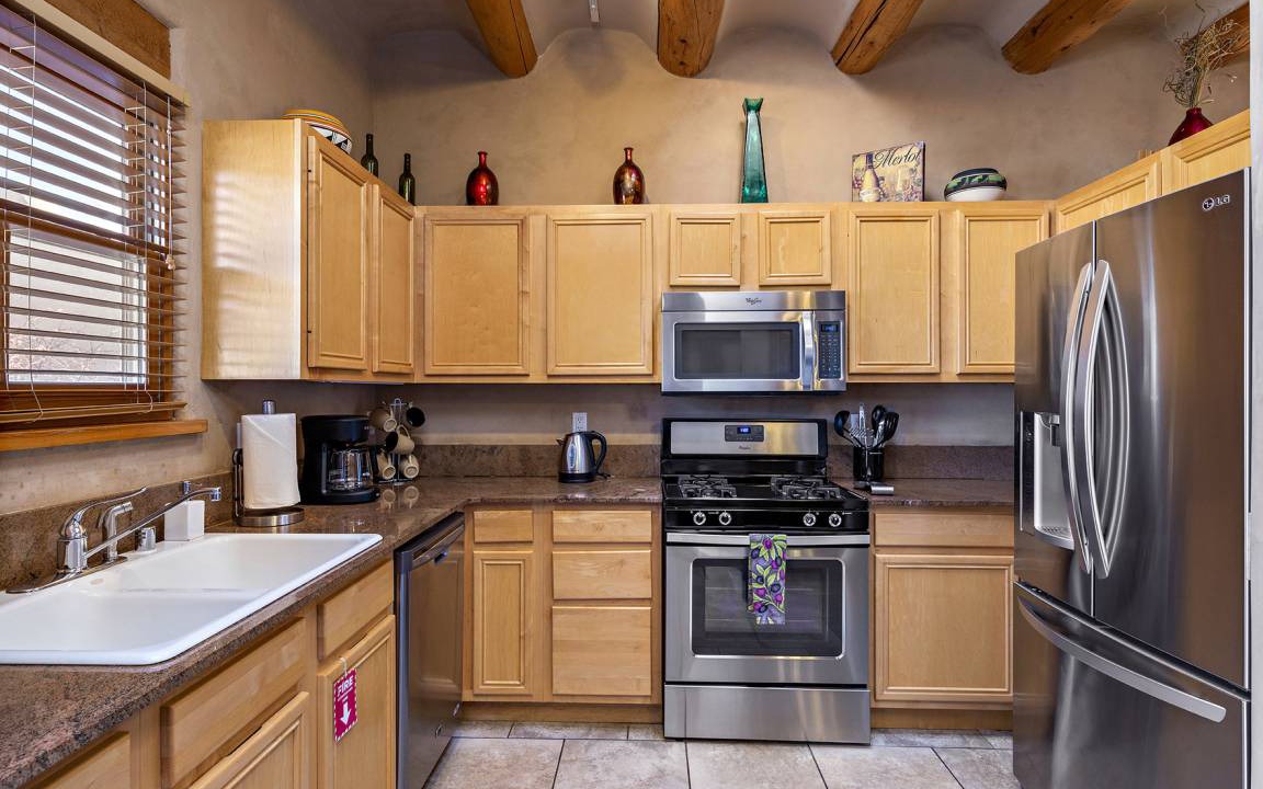 Photo of Kitchen in Northeast Santa Fe