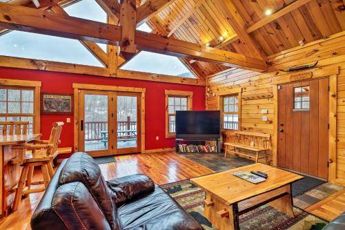 Photo of Livingroom in Starksboro