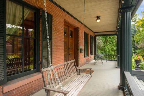 Photo of Patio Balcony in Summit - University