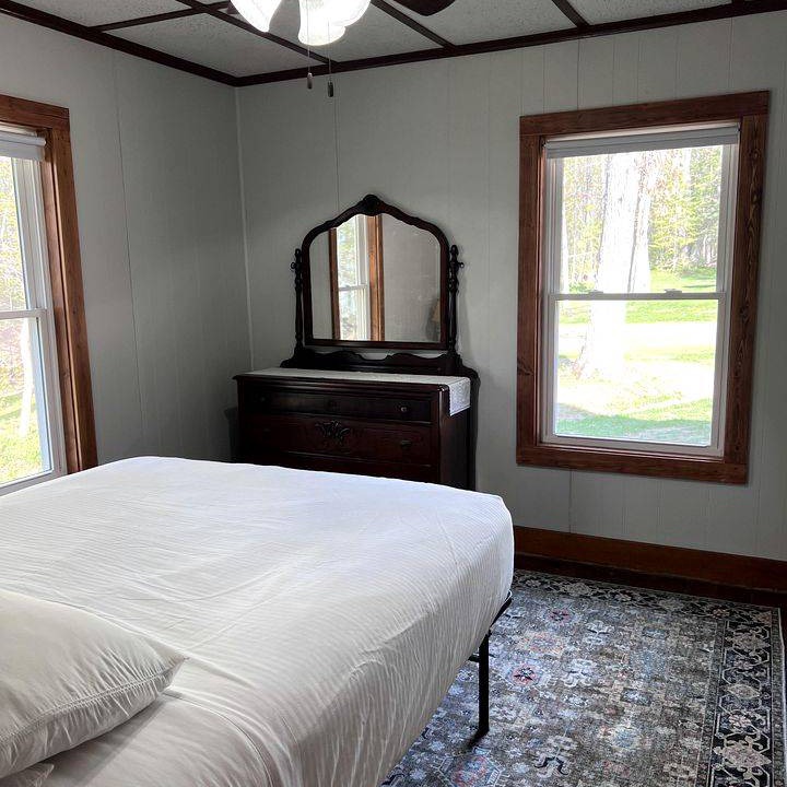 Photo of Bedroom in Ashland