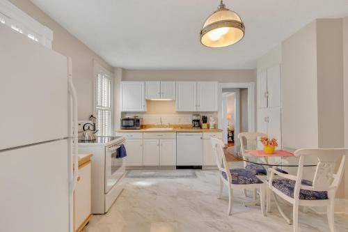 Photo of Kitchen in West Hartford