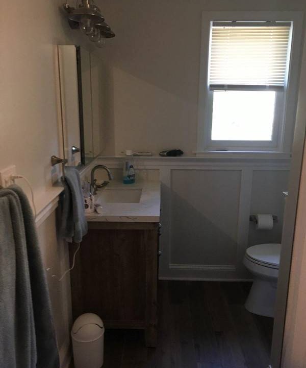 Photo of Bathroom in Lake Barcroft