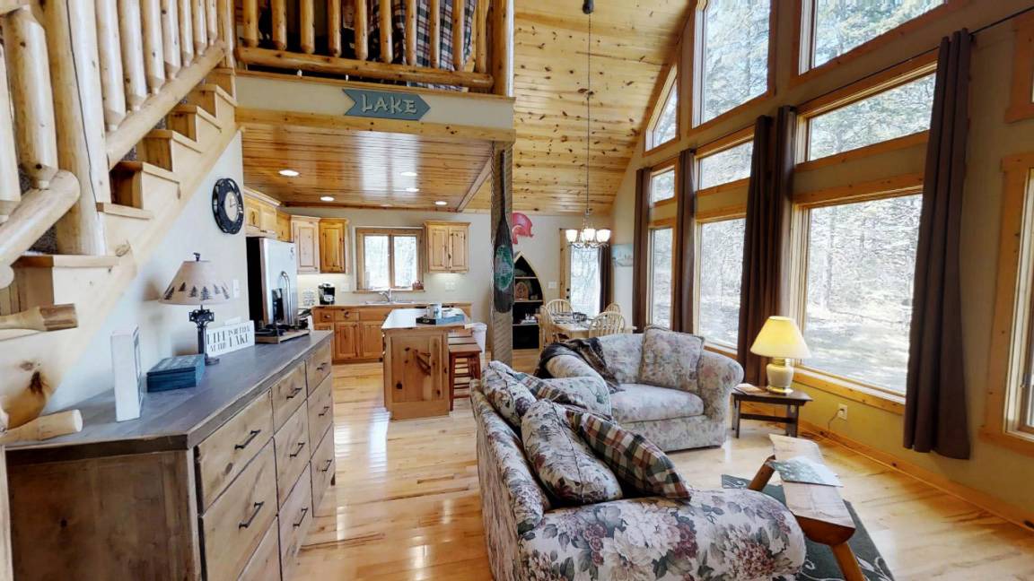 Photo of Livingroom in Litchfield
