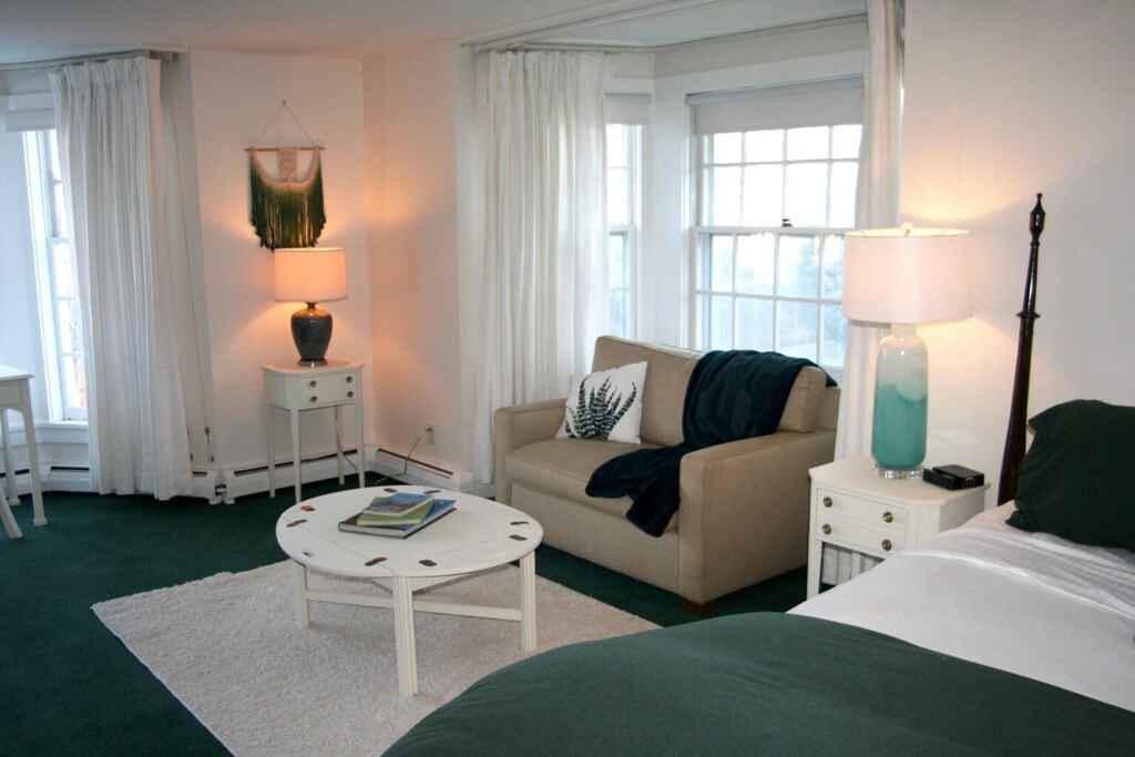 Photo of Livingroom in West Dover