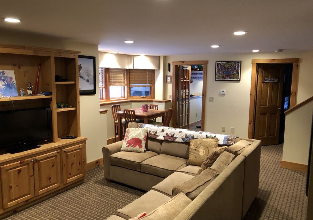 Photo of Livingroom in North Troy