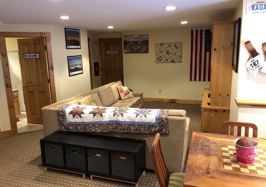 Photo of Livingroom in North Troy