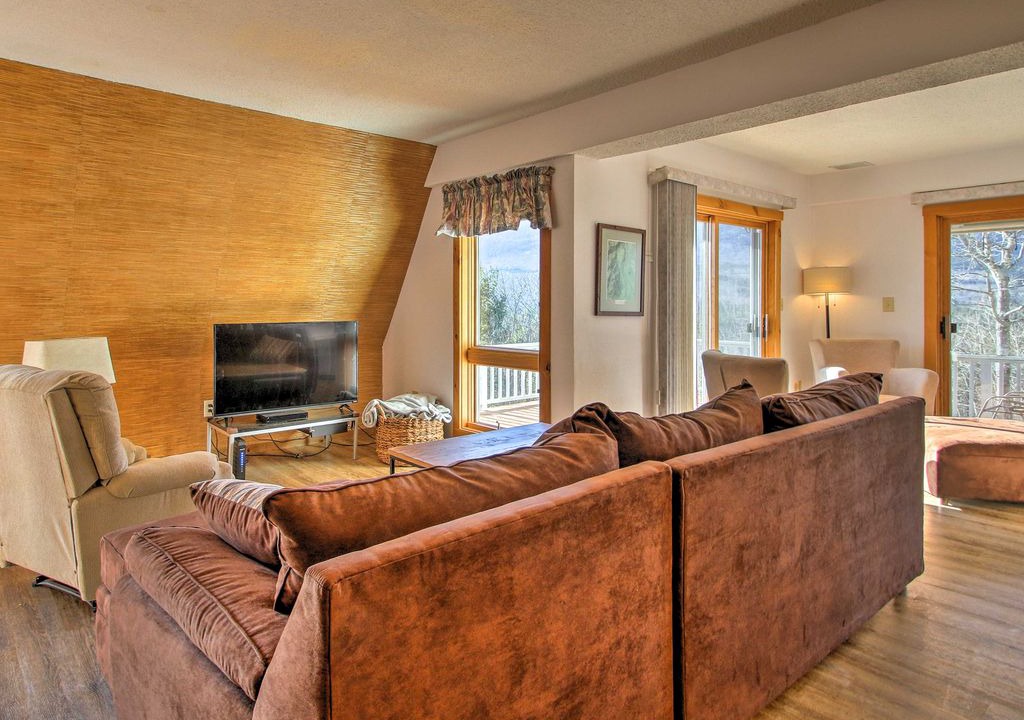 Photo of Livingroom in Birch Hill