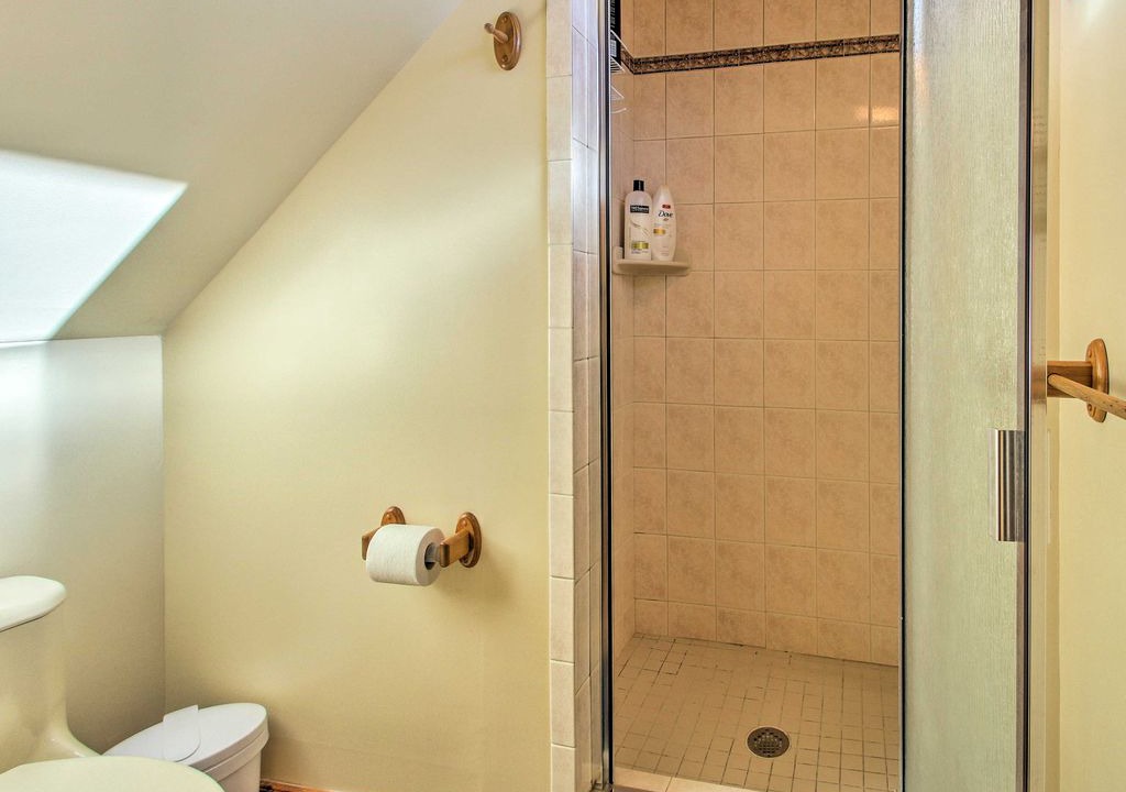 Photo of Bathroom in Birch Hill