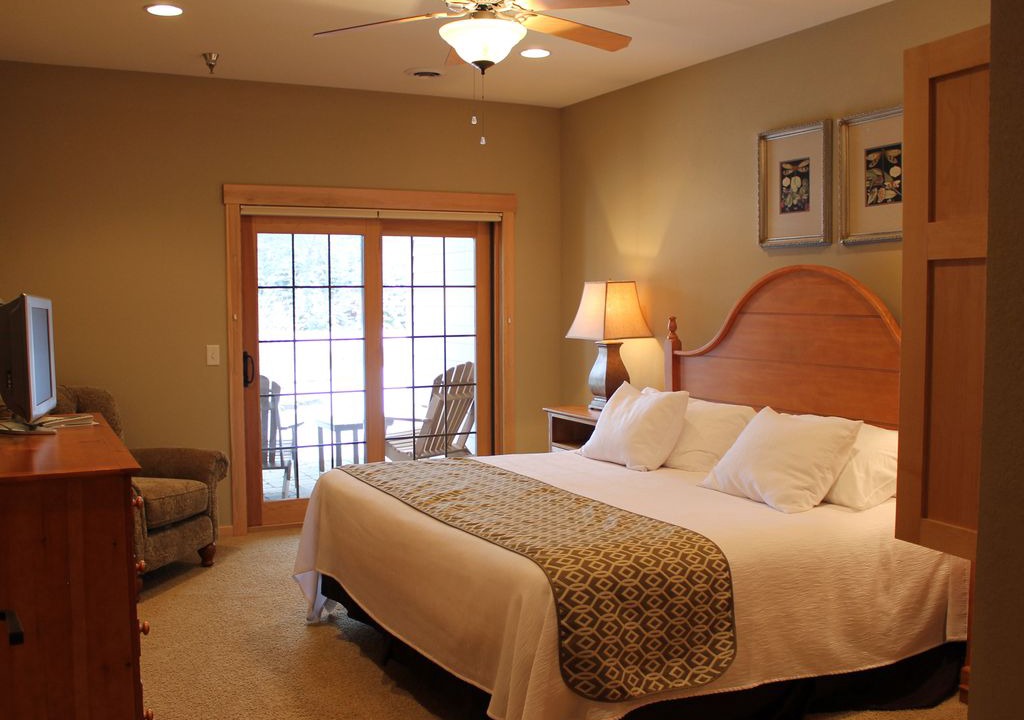 Photo of Bedroom in Three Lakes