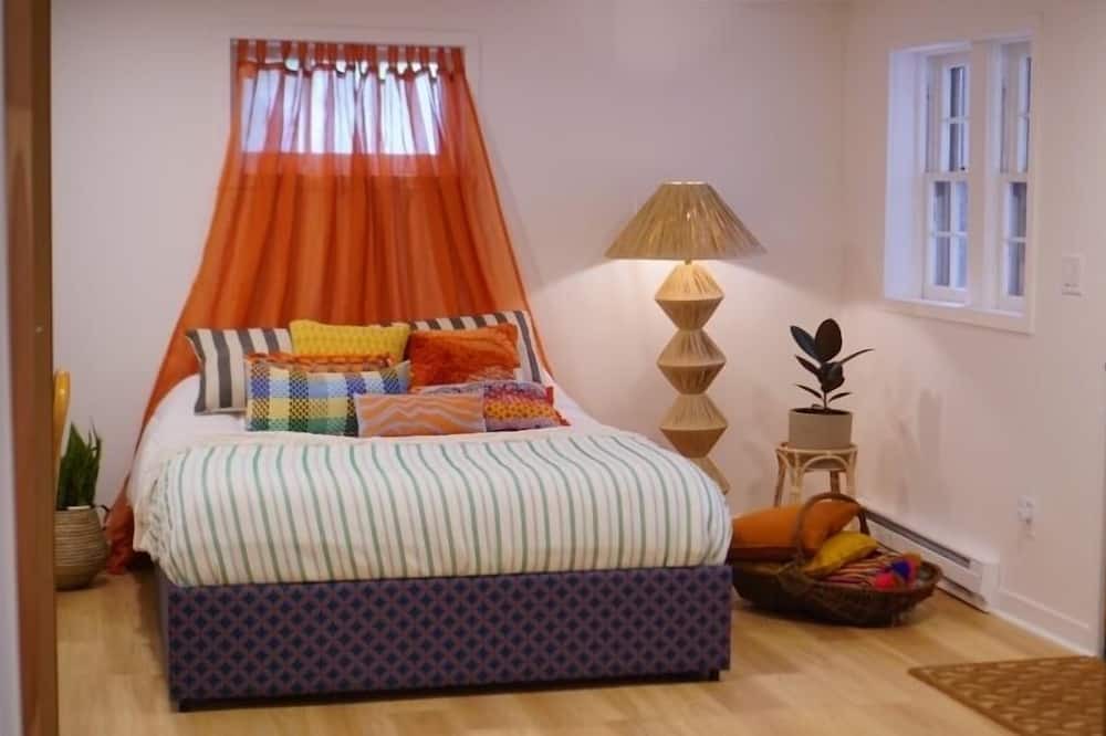 Photo of Bedroom in Kingfield