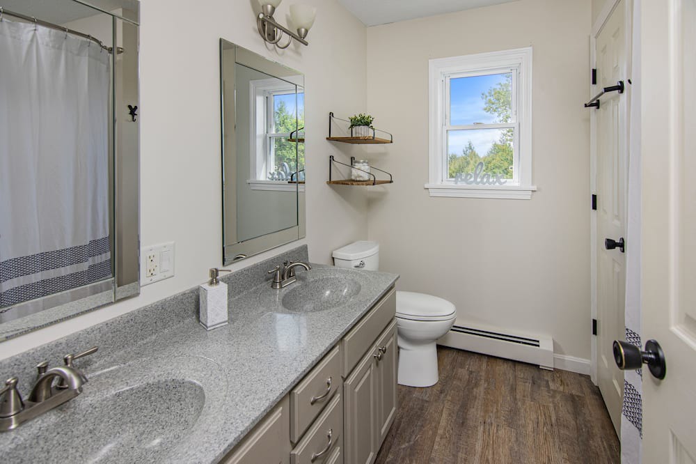 Photo of Bathroom in Jeffersonville