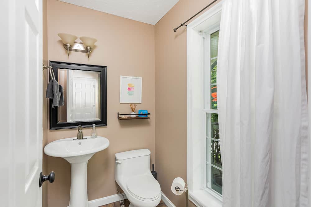 Photo of Bathroom in Jeffersonville