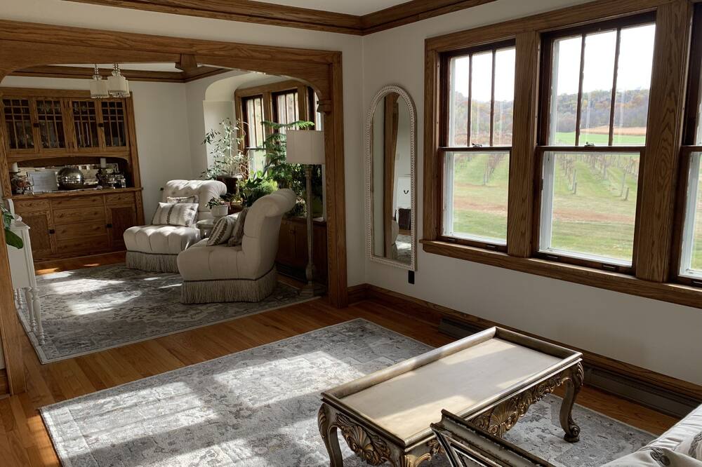 Photo of Livingroom in Red Wing