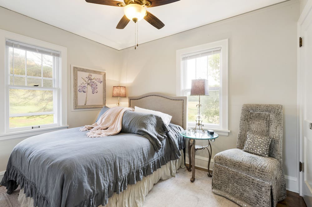 Photo of Bedroom in Red Wing