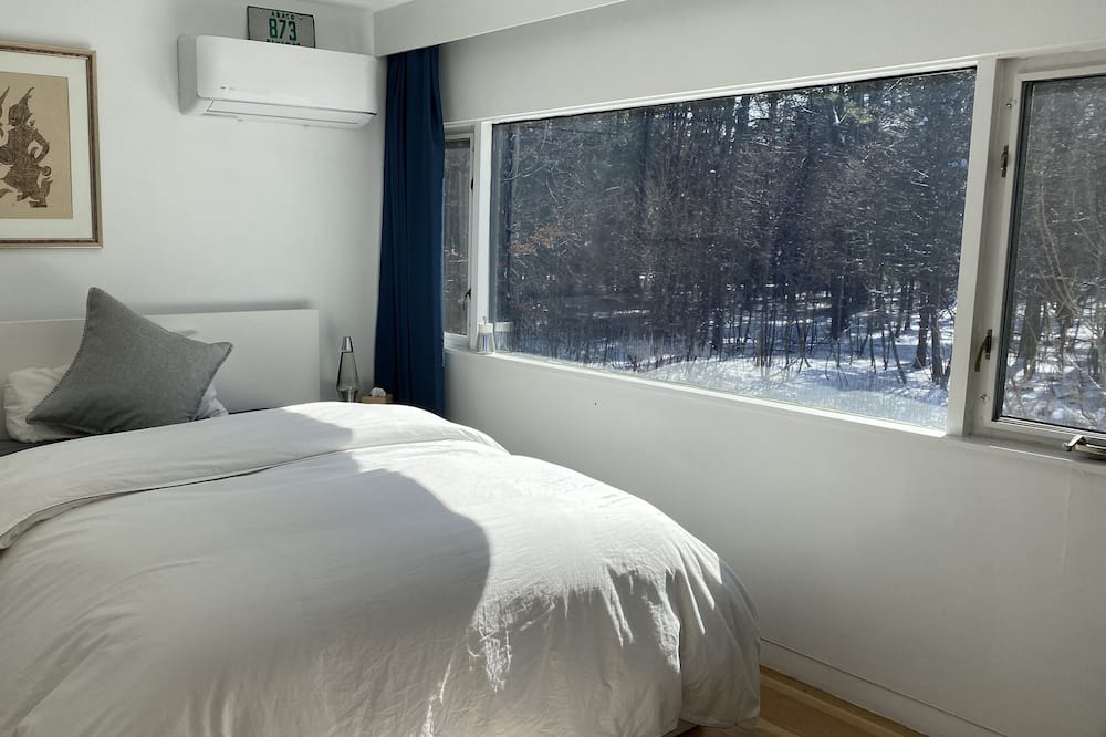 Photo of Bedroom in Bedford