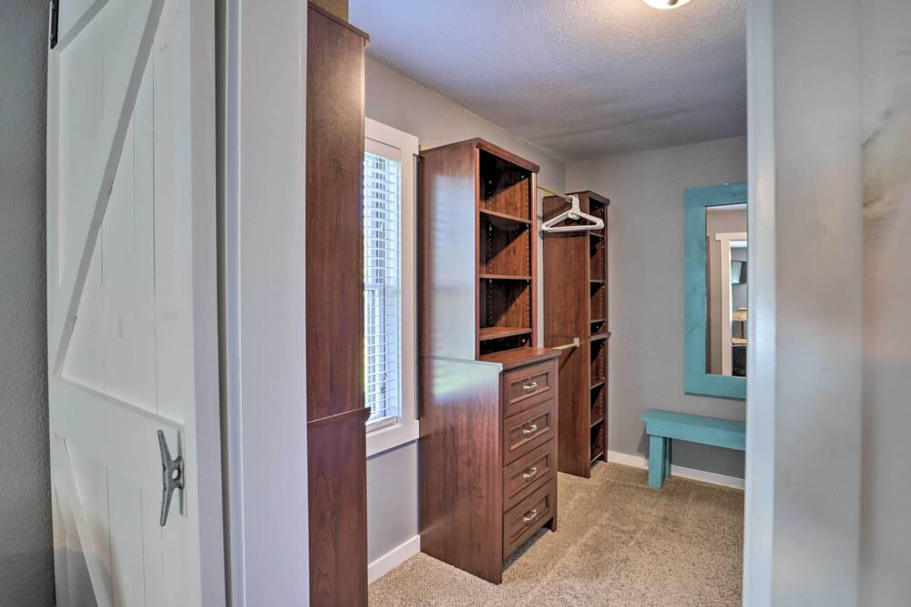 Photo of Bedroom in Colgate