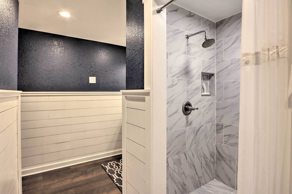 Photo of Bathroom in Colgate