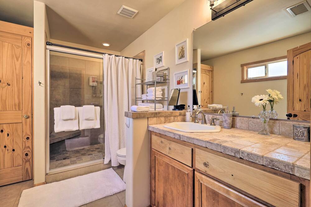 Photo of Bathroom in Placitas