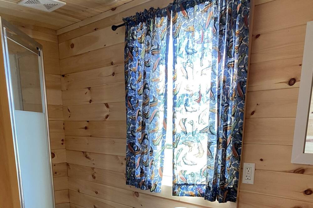 Photo of Bathroom in Abbot