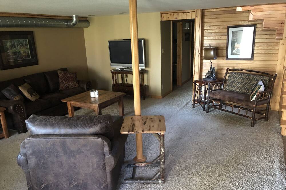Photo of Livingroom in Webster