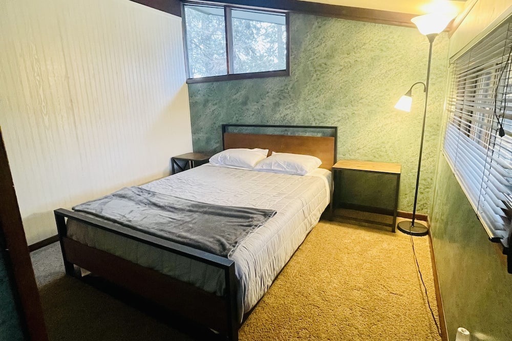 Photo of Bedroom in Webster