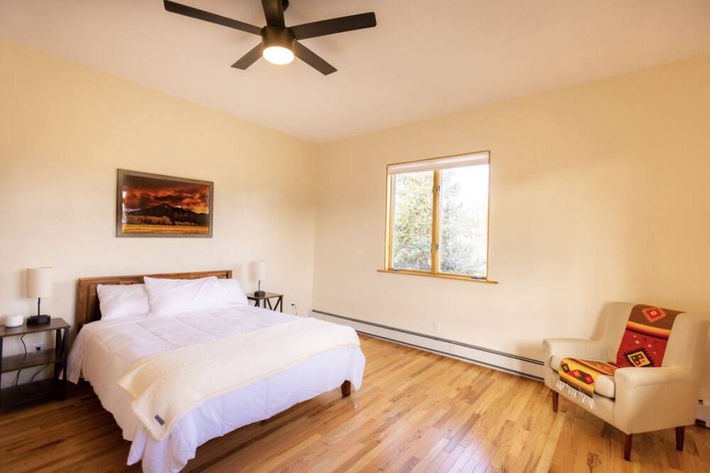 Photo of Bedroom in Taos