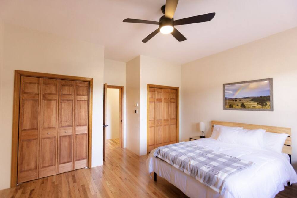 Photo of Bedroom in Taos