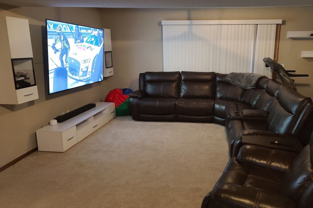 Photo of Livingroom in West St. Paul