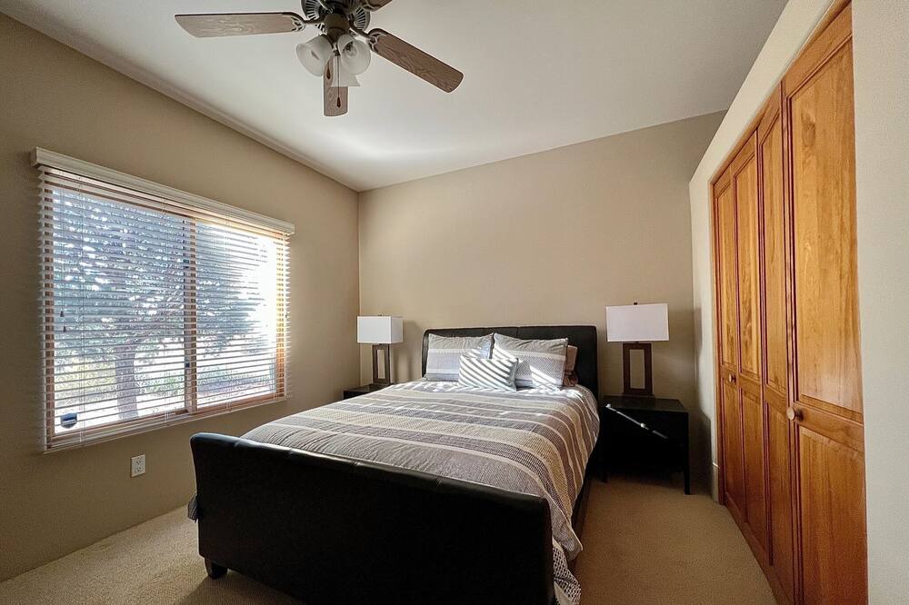 Photo of Bedroom in Eldorado at Santa Fe