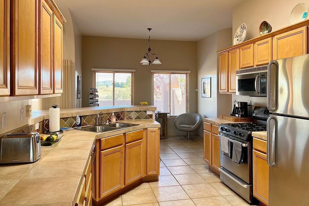 Photo of Kitchen in Eldorado at Santa Fe