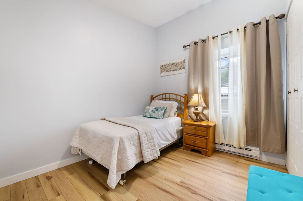 Photo of Bedroom in Middletown