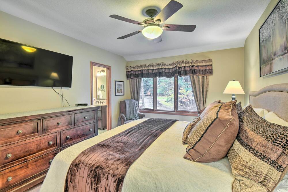 Photo of Bedroom in North Woodstock