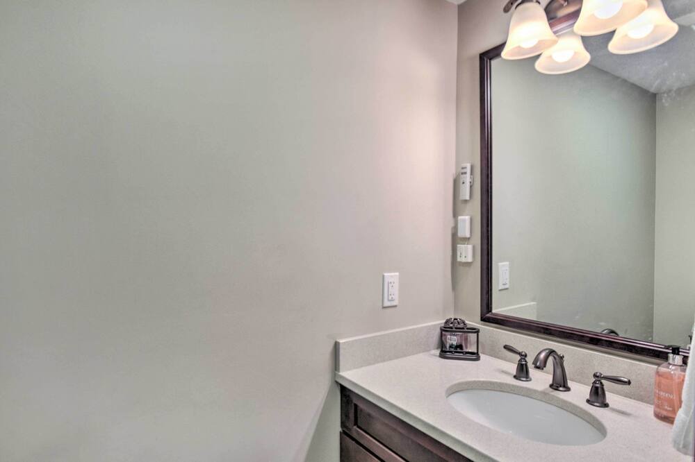 Photo of Bathroom in North Woodstock